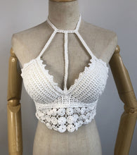 Load image into Gallery viewer, summer holiday beach camis lady sexy tassels crochet camisole women sexy tassels bikini camis female crochet halter bikini tops
